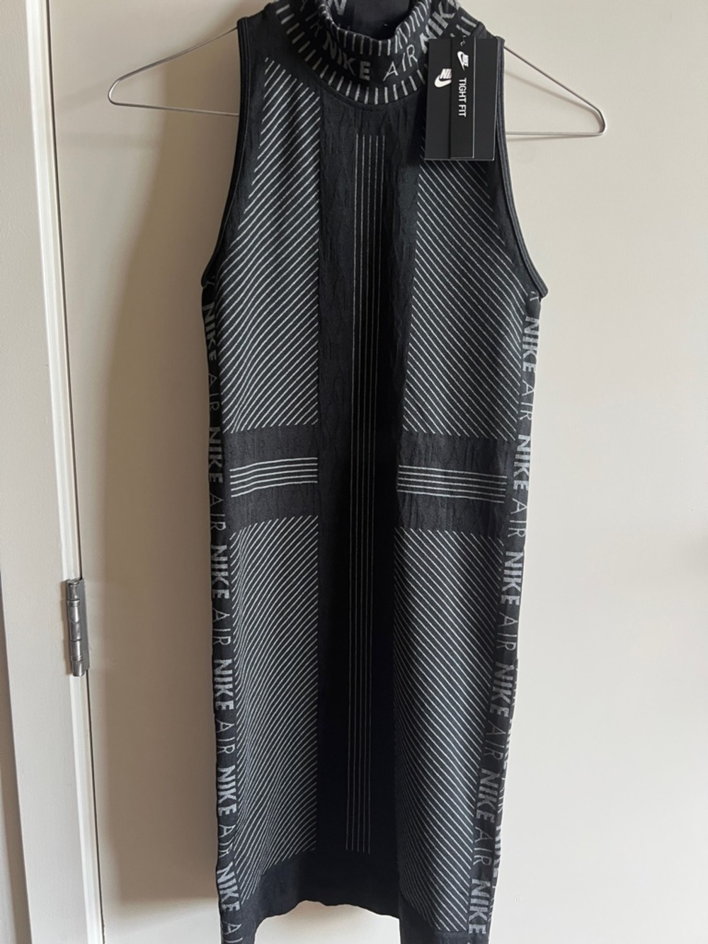 NWT/ WMNS - Nike Black and Gray Fitted Knit Midi Dress- XS